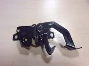 Замок капота Chery Fora A218402050