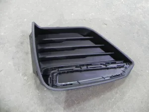 Решетка противотуманной фары левая Geely Atlas Pro (уценка) 6010092800661*